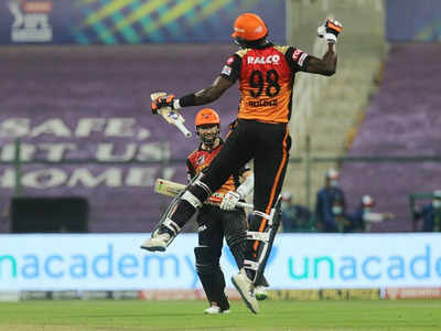IPL: एलिमिनेटर में छाए 2 इंटरनैशनल कैप्टन, बैंगलोर का सपना तोड़ हैदराबाद को दिलाई क्वॉलिफायर-2 में एंट्री