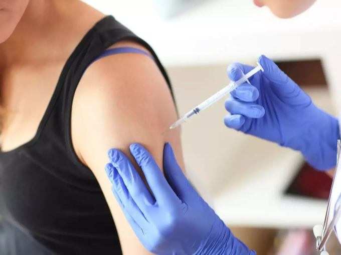 शुरू में 30 करोड़ भारतीयों को वैक्‍सीन देने की तैयारी