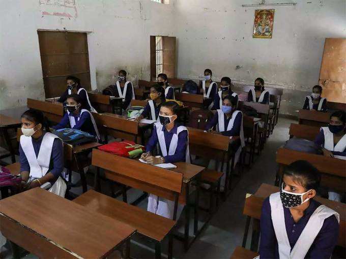 ​उत्तराखंड के पौड़ी गढ़वाल जिले में बंद हुए स्कूल
