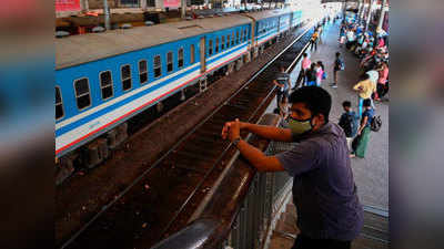 रेलवे से विद्यार्थियों को परीक्षा के लिए अनुमति, सामान्य यात्रियों को अब भी सफर का इंतजार