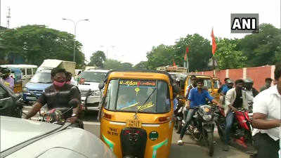 तमिलनाडुः बीजेपी की रैली की वजह से लगा ट्रैफिक जाम, आधे घंटे फंसी रही ऐंबुलेंस