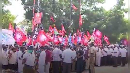 இதை தந்தாதான் தீபாவளி ஸ்பெஷல் பஸ் ஓடும்... போக்குவரத்து ஊழியர்கள் கண்டிஷன்!