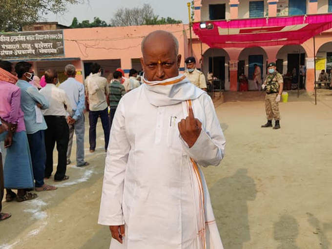समाज कल्याण मंत्री रामसेवक सिंह को आरजेडी कैंडिडेट ने हराया
