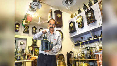 25 साल से पुराने लैंप्स जुटा रहा है पुणे का यह कारोबारी, 250 के कलेक्शन में कई 150 साल से भी ज्यादा पुराने