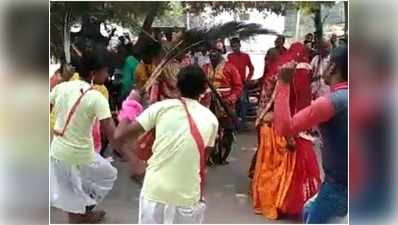 Lalitpur News: बुंदेलखंड में मौनिया नृत्य की रही धूम, प्राचीन समय से चली आ रही यह परंपरा