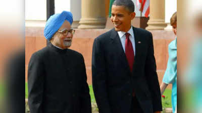बराक ओबामा ने किताब में किया दावा, 26/11 के बाद पाकिस्तान पर ऐक्शन लेने से बच रहे थे मनमोहन सिंह