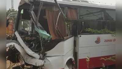 Rajasthan: अजमेर NH-8 पर बस और ट्रेलर की भिड़ंत से दो की मौत, 10 घायलों को पहुंचाया अस्पताल