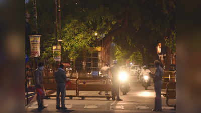 कोरोना वायरस: अहमदाबाद में शुक्रवार रात 9 बजे से सोमवार सुबह तक कम्प्लीट कर्फ्यू, जानें हर डीटेल