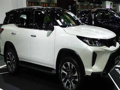 प्रतिक्षा संपली, 2021 Toyota Fortuner साठी सुरू झाली बुकिंग्स