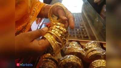 Gold Price Today: মঙ্গলবার কলকাতায় বিপুল কমল সোনা-রুপোর দাম, এক ক্লিকে সব আপডেট...
