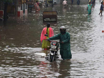 நிவர் புயல்: தயார் நிலையில் மீட்பு படையினர் - மத்திய அரசு ஆலோசனை!