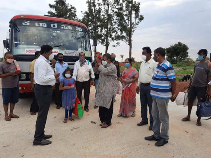 ವಿದ್ಯಾರ್ಥಿಗಳ ಪರದಾಟ ಕೇಳೋರಿಲ್ಲ..