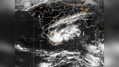 நிவர் புயல் முன்னெச்சரிக்கை; வைரலாகும் தமிழக முதல்வரின் சர்ச்சை போஸ்டர்!