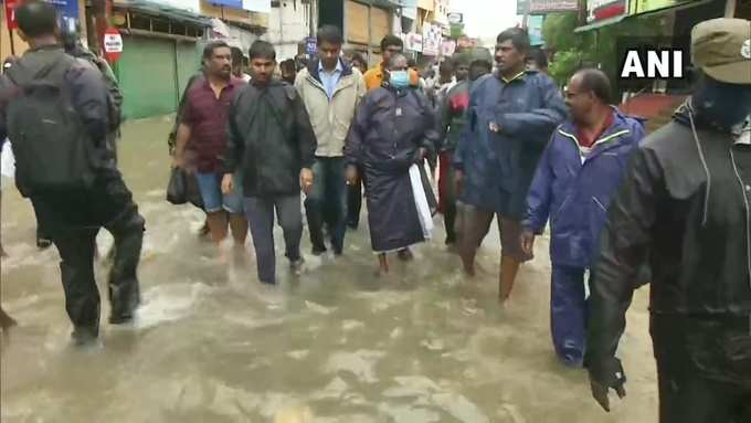 ​ദുരന്തബാധിത പ്രദേശങ്ങള്‍ സന്ദര്‍ശിച്ച് വി നാരായണസ്വാമി