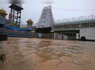 తిరుమల భక్తులకు అలర్ట్.. ఆ నడక మార్గం మళ్లీ మూసివేత