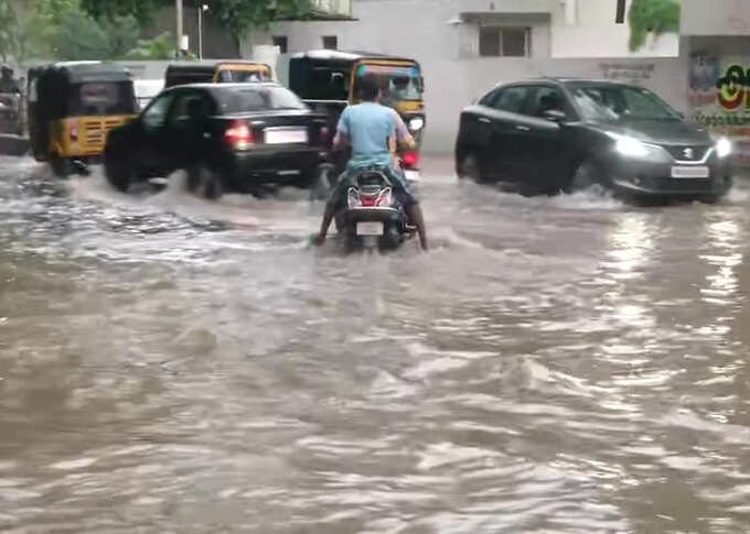 ഒഡീഷ, ആന്ധ്രാ തീരങ്ങളില്‍ കനത്ത മഴയ്ക്ക് സാധ്യത