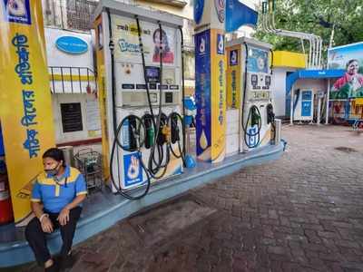 Petrol Diesel Price: মাসের প্রথম দিনে পেট্রল-ডিজেলের দাম কত? জানুন এক ক্লিকে...