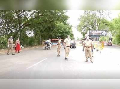 போலீஸ் நிலையம் அருகே பைக் வழிப்பறி, சாலையில் சென்றாலே மிரட்டல்...