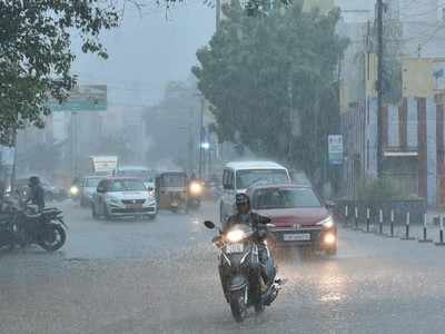 അസാധാരണ ചുഴലിക്കാറ്റ്; ബുറേവിയുടെ സഞ്ചാരപാതയില്‍ മാറ്റം, ഓഖിയുടെ നാളുകളില്‍ നിവാര്‍