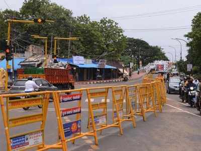 எல்லைகள் மூடல், போக்குவரத்தில் சிக்கல்; விவசாயிகளால் ஸ்தம்பிக்கும் டெல்லி!