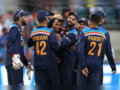 IND vs AUS : पहिल्या सामन्यात भारतीय संघात मोठे बदल, अव्वल गोलंदाज संघाबाहेर