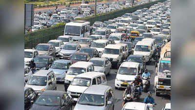 Delhi-Ncr Traffic Live Update: किसान आंदोलन की वजह से कई सड़कें आज भी बंद, DND पर भारी जाम
