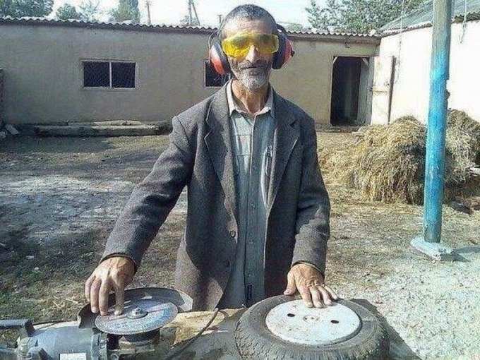 DJ वाले बाबू मेरा गाना बजा दे