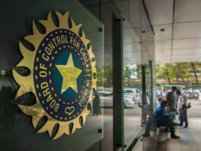 IPL 2021: 2 नई टीमों को शामिल करने का विचार कर रही है BCCI, रेस में शामिल हैं ये नाम