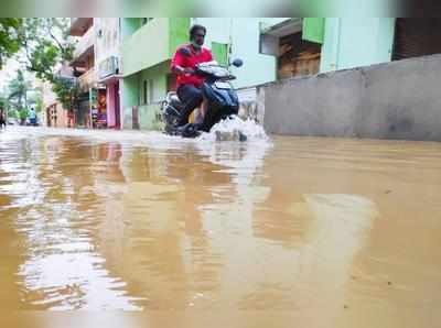 ஆணி அடிச்ச மாதிரி நச்சுன்னு நின்ன காற்றழுத்த தாழ்வு பகுதி!