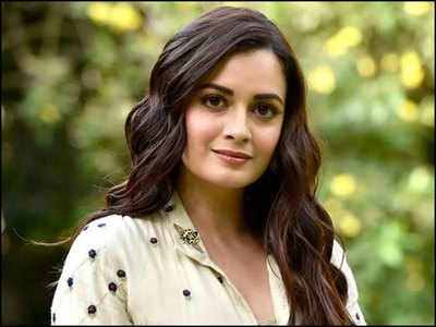 Dia Mirza Birthday: बॉलिवुड में नहीं मिली थी काम करने की इजाजत, अनुपम खेर ने पैरंट्स को मनाया