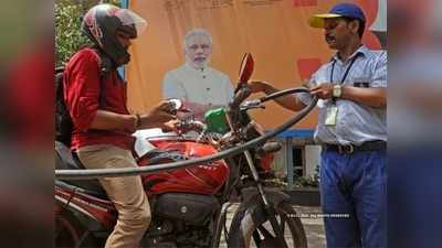 Petrol Diesel Price: পেট্রলে লিটারে ₹৬০ মোদী ট্যাক্স! প্রত্যেক পাম্পের নাম বদলের দাবি কংগ্রেসে