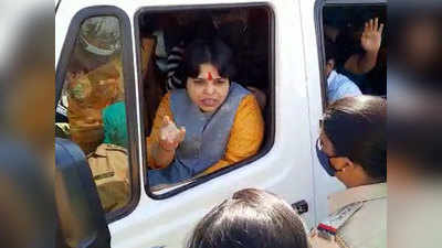 Trupti Desai: शिर्डी संस्थानची तुलना तालिबानशी!; तृप्ती देसाई यांनी पुन्हा दिला इशारा