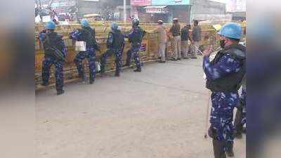 Farmers Protest: सरकार से नाराज किसानों का आंदोलन तेज, सीमाओं पर तैनात दिल्ली पुलिस के हजारों जवान