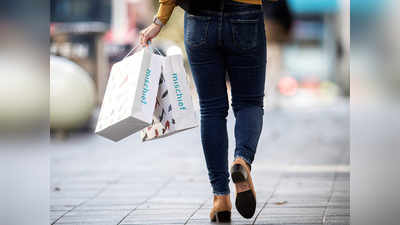 Retail Therapy: कोरोना से आई मंदी को ‘रिवेंज शॉपिंग’ से बेअसर कर रहे लोग