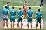 भारत के खिलाफ मैच से पहले ऑस्ट्रेलियाई टीम नंगे पैर उतरी मैदान पर, जानिए आखिर क्या रही वजह
