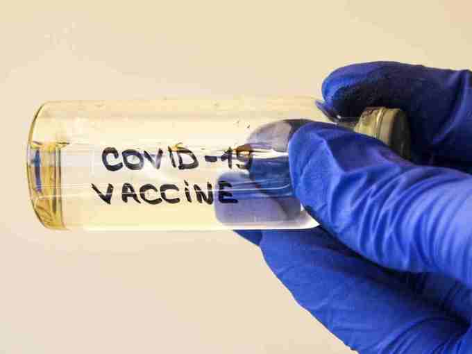 क्‍या कोविड मरीज को वैक्‍सीन दी जाएगी?