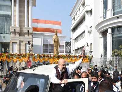 বিবেকানন্দ থেকে ক্ষুদিরাম-রবীন্দ্রনাথ, আমরাও বাঙালি হতে বঙ্গ ঘুরছেন অমিত শাহ