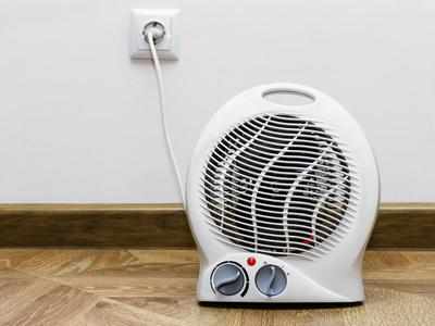 Room Heater On Amazon : कड़ाके की सर्दी में भी मिलेगा गर्माहट भरा एहसास, आज ही लगाएं ये Room Heater