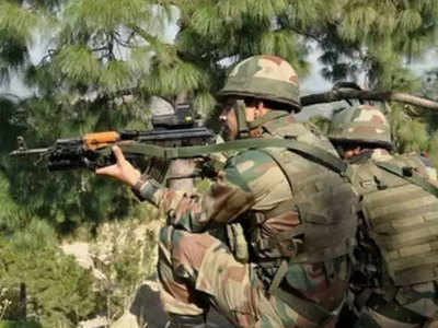 जम्मू-कश्मीरः सुरक्षाबलों की बड़ी कामयाबी, 2 आतंकियों ने किया सरेंडर