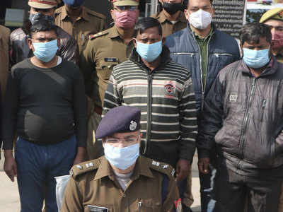 Lucknow Crime: जमीन बेचने के झगड़े में वृद्ध पिता की प्रेमिका संग हत्‍या, 5 गिरफ्तार