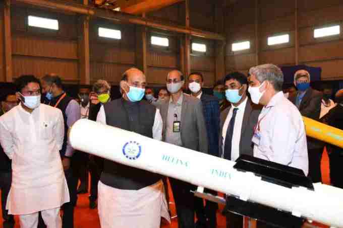 हाइपरसोनिक मिसाइलों की रेस में तीसरे नंबर पर भारत