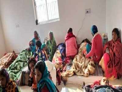 झारखंड: कड़कड़ाती ठंड में बंध्याकरण के बाद अस्पताल में जमीन पर सुला दी गई महिलाएं, कंबल भी नहीं दिया