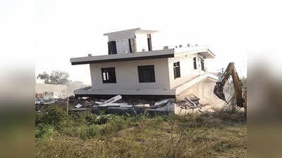 Prayagraj News: बाहुबली अतीक अहमद के शूटर पर ऐक्‍शन, ध्‍वस्‍त किया गया 10 करोड़ का आलीशान मकान