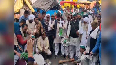 नरेंद्र मोदी के मन की बात के दौरान पंजाब-हरियाणा में किसानों ने बजाई थाली, कृषि कानूनों के खिलाफ जताया विरोध