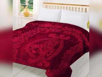Rs 300 के शुरूआती कीमत मिल रहे शानदार Blanket, ठंडी  होगी छूमंतर