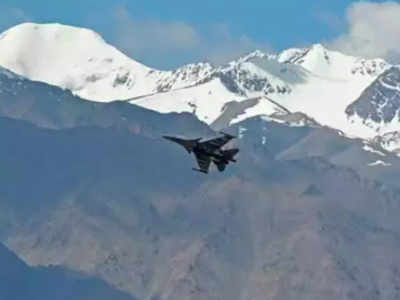 वायुसेना चीफ ने माना- LAC पर चीन की तगड़ी तैयारी, पर भारत से सीधे टकराने में उसी का नुकसान