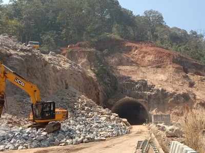 പ്രഖ്യാപനങ്ങൾ പാഴ്‍വാക്കുകളായി; കുതിരാൻ തുരങ്കം തുറക്കാൻ ഇനിയെത്ര കാക്കണം?