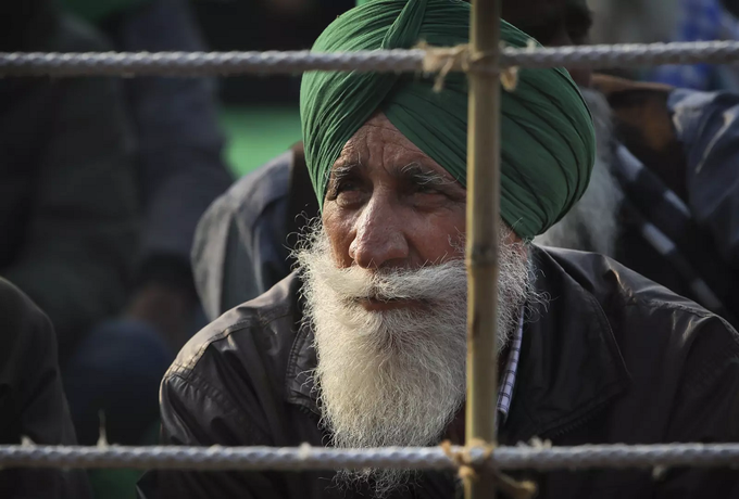 आंदोलकांची नववर्षाची पहाट