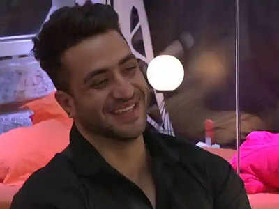 Bigg Boss 14, Weekend Ka Vaar 2 Jan 2021, Day 90 Written episode: अली गोनी ने विकास पर लगाया गंभीर आरोप