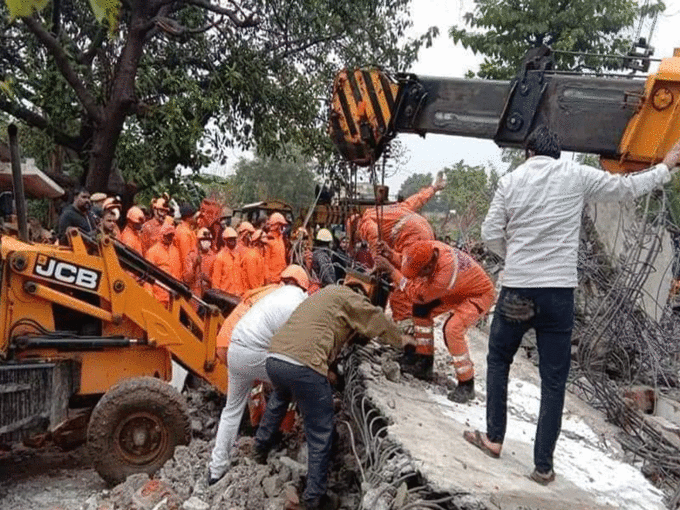 ​दूसरे की मौत में शामिल होने गया था भाई और खुद भी चला गया